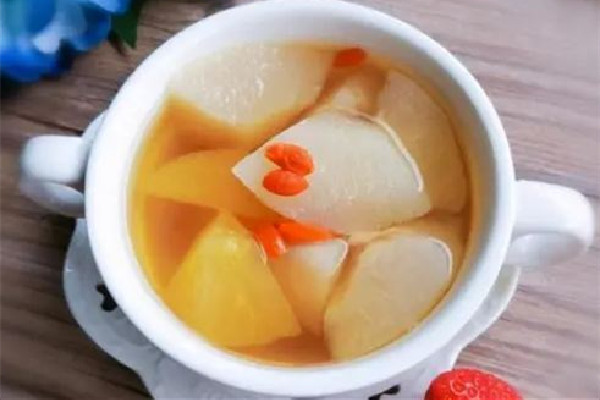 梨子煮水喝可以治咳嗽嗎 梨子煮水對支氣管肺炎有用嗎 梨子煮水喝可以治咳嗽嗎 梨子煮水對支氣管肺炎有用嗎