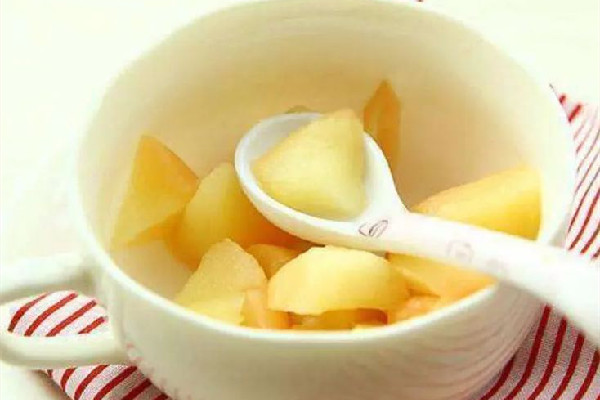 梨子煮水要多長(zhǎng)時(shí)間 梨子煮水是喝水還是吃梨 梨子煮水要多長(zhǎng)時(shí)間 梨子煮水是喝水還是吃梨