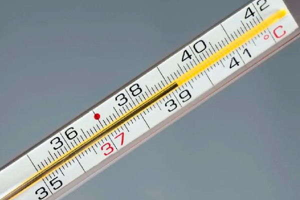 發(fā)燒用酒精擦哪里退燒 發(fā)燒用酒精敷額頭可以嗎 發(fā)燒用酒精擦哪里退燒 發(fā)燒用酒精敷額頭可以嗎