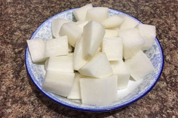 白蘿卜煮水是喝水還是吃蘿卜 白蘿卜煮水要煮幾分鐘 白蘿卜煮水是喝水還是吃蘿卜 白蘿卜煮水要煮幾分鐘