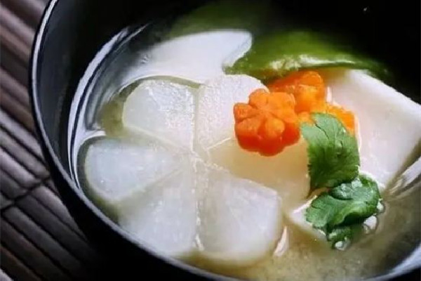 白蘿卜煮水喝能止咳化痰嗎 白蘿卜煮水可以加蜂蜜喝嗎 白蘿卜煮水喝能止咳化痰嗎 白蘿卜煮水可以加蜂蜜喝嗎