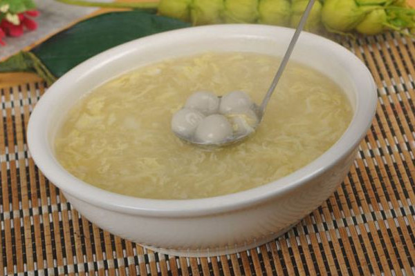 米酒湯圓米酒和水的比例 米酒湯圓米酒什么時(shí)候放