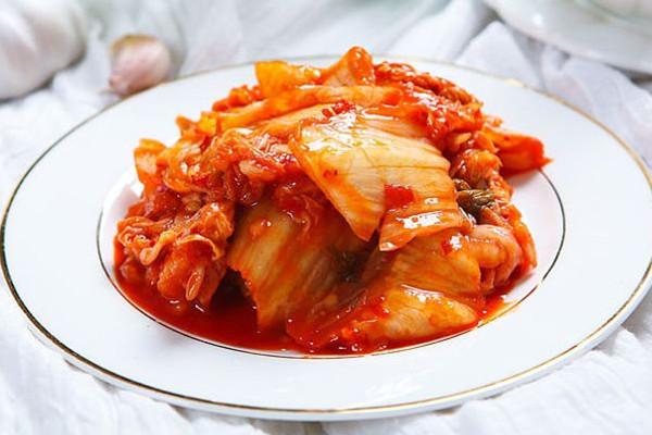 辣白菜屬于腌制品嗎 辣白菜有亞硝酸鹽嗎 辣白菜屬于腌制品嗎 辣白菜有亞硝酸鹽嗎