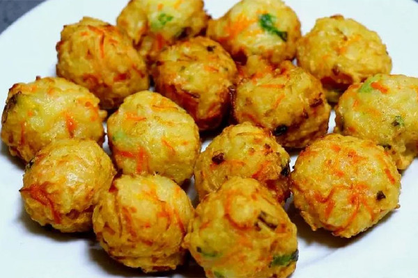 蘿卜丸子要加肉嗎 蘿卜丸子加肉好吃嗎 蘿卜丸子要加肉嗎 蘿卜丸子加肉好吃嗎