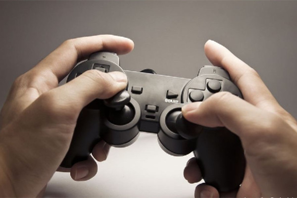 網(wǎng)吧春節(jié)促銷(xiāo):玩家簽“生死狀” 玩游戲時(shí)間過(guò)長(zhǎng)身體會(huì)怎樣