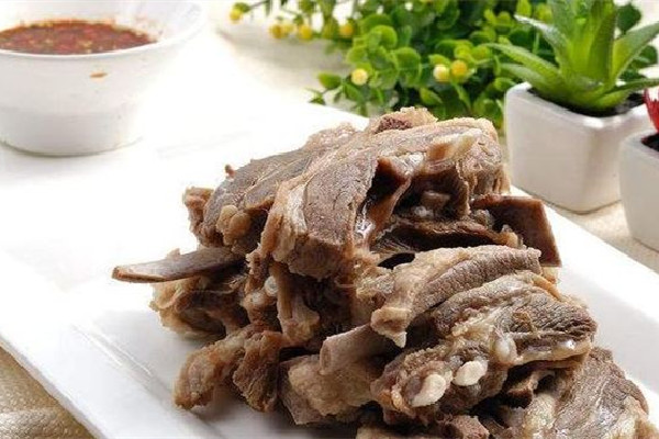 男子煮羊肉爆炸高壓鍋擊穿屋頂 羊肉用高壓鍋壓多久合適 男子煮羊肉爆炸高壓鍋擊穿屋頂 羊肉用高壓鍋壓多久合適