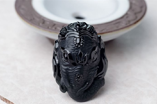 墨翠等級(jí)怎么分 墨翠什么樣的好