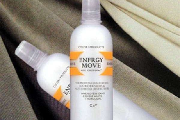 雙氧奶的作用和用途 雙氧奶可以直接褪色嗎 雙氧奶的作用和用途 雙氧奶可以直接褪色嗎