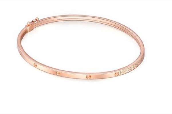 18k金的手鐲大概多少錢 18k金手鐲值得購(gòu)買嗎