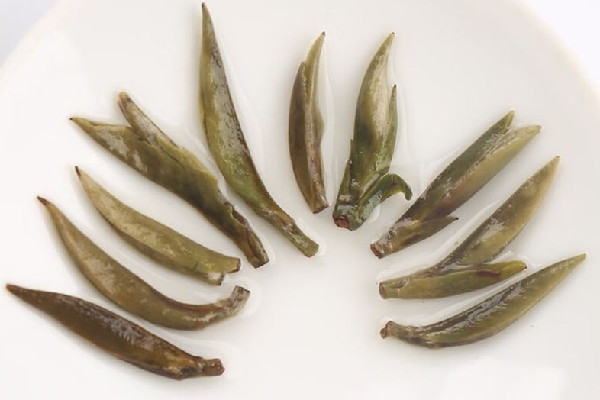 白毫銀針喝起來(lái)什么味道 白毫銀針會(huì)回甘嗎