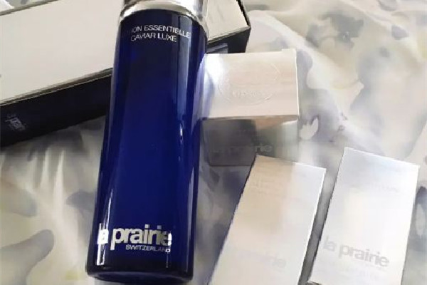 精華水有必要用嗎 精華水可以收縮毛孔嗎 精華水有必要用嗎 精華水可以收縮毛孔嗎