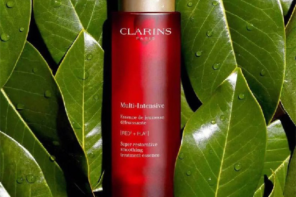 精華水和精華液有什么區(qū)別 精華水是干什么用的 精華水和精華液有什么區(qū)別 精華水是干什么用的