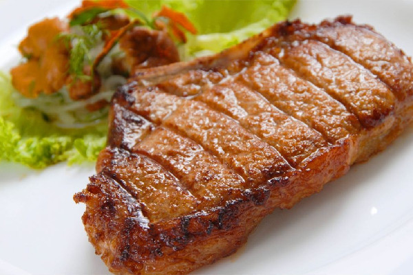 中國(guó)人均肉類(lèi)消費(fèi)遠(yuǎn)超膳食標(biāo)準(zhǔn) 肉類(lèi)每天吃多少合適