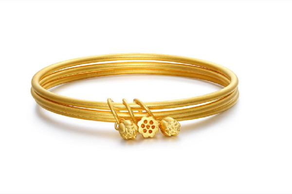 黃金手鐲有些劃痕正常嗎 黃金手鐲有劃痕怎么修復(fù) 黃金手鐲有些劃痕正常嗎 黃金手鐲有劃痕怎么修復(fù)