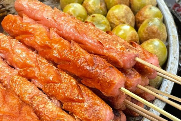 淀粉腸有黑點(diǎn)是什么原因 淀粉腸會(huì)壞嗎 淀粉腸有黑點(diǎn)是什么原因 淀粉腸會(huì)壞嗎