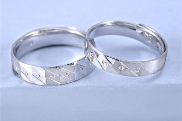 白金戒指怎么識(shí)別真假 白金戒指有什么標(biāo)志 白金戒指怎么識(shí)別真假 白金戒指有什么標(biāo)志