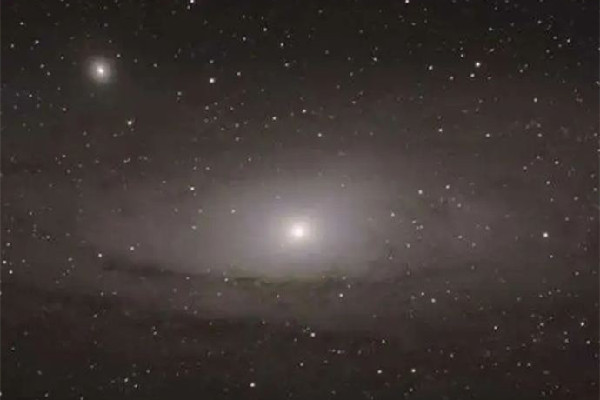 全國(guó)多地現(xiàn)“三星連珠”天象 三星連珠是什么天象