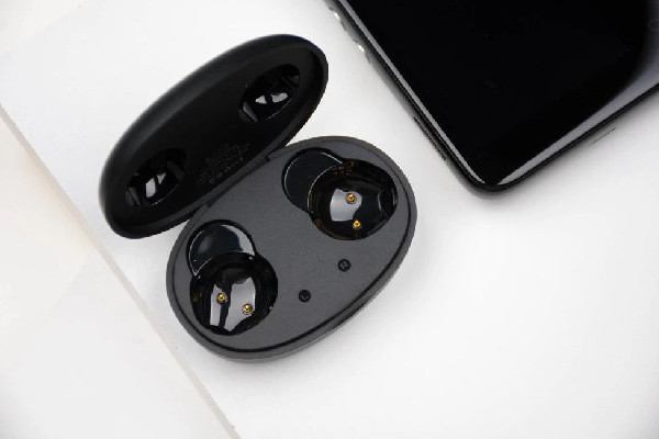 藍牙耳機和有線耳機哪個好 藍牙耳機和有線耳機音質差別大嗎 藍牙耳機和有線耳機哪個好 藍牙耳機和有線耳機音質差別大嗎