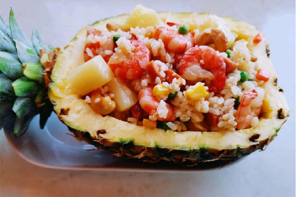 菠蘿飯的菠蘿需要泡鹽水嗎 菠蘿飯的菠蘿可以重復(fù)使用嗎 菠蘿飯的菠蘿需要泡鹽水嗎 菠蘿飯的菠蘿可以重復(fù)使用嗎