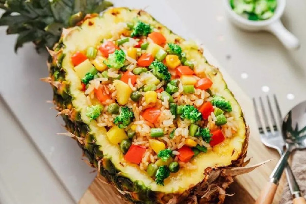 菠蘿飯的菠蘿需要泡鹽水嗎 菠蘿飯的菠蘿可以重復(fù)使用嗎 菠蘿飯的菠蘿需要泡鹽水嗎 菠蘿飯的菠蘿可以重復(fù)使用嗎