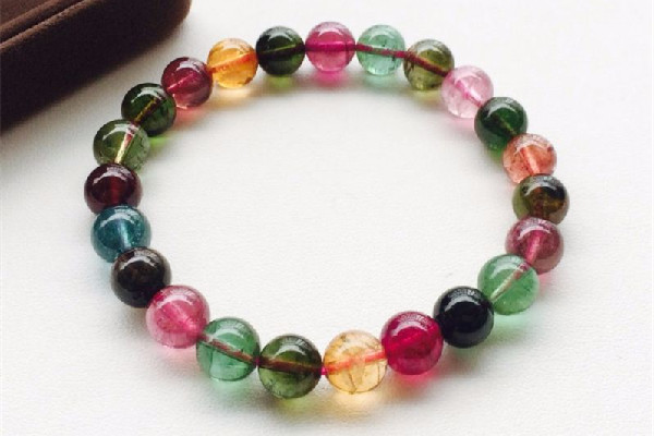 碧璽怎么分辨真假 碧璽的好壞鑒別 碧璽怎么分辨真假 碧璽的好壞鑒別