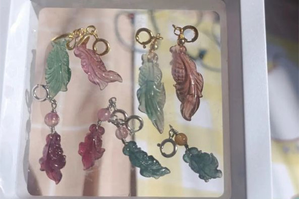 碧璽什么顏色的最值錢 碧璽的七種顏色等級(jí) 碧璽什么顏色的最值錢 碧璽的七種顏色等級(jí)