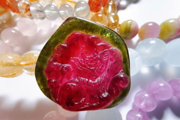 碧璽什么顏色的最值錢 碧璽的七種顏色等級(jí) 碧璽什么顏色的最值錢 碧璽的七種顏色等級(jí)