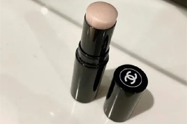 高光棒用變形了怎么辦 高光棒可以用什么代替 高光棒用變形了怎么辦 高光棒可以用什么代替