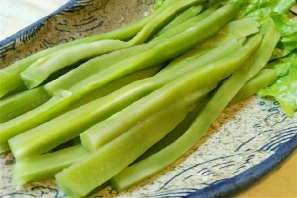 貢菜煮火鍋需要提前泡嗎 貢菜煮火鍋好吃嗎