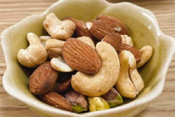 腰果的功效和作用 腰果可以補(bǔ)腎壯陽嗎