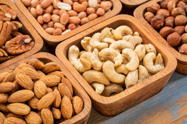 腰果煲湯好喝嗎 腰果煲湯放什么材料好 腰果煲湯好喝嗎 腰果煲湯放什么材料好