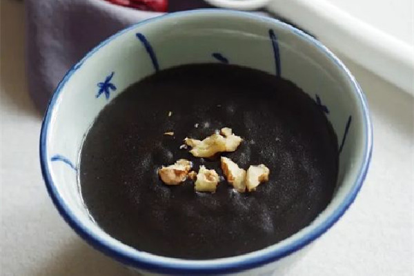 黑芝麻糊養(yǎng)胃還是傷胃 黑芝麻糊對胃好嗎 黑芝麻糊養(yǎng)胃還是傷胃 黑芝麻糊對胃好嗎