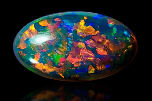 歐泊石怎么鑒別真假 歐泊石有人工合成的嗎 歐泊石怎么鑒別真假 歐泊石有人工合成的嗎