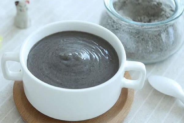 黑芝麻糊要放多少水 黑芝麻糊水放多了怎么辦 黑芝麻糊要放多少水 黑芝麻糊水放多了怎么辦