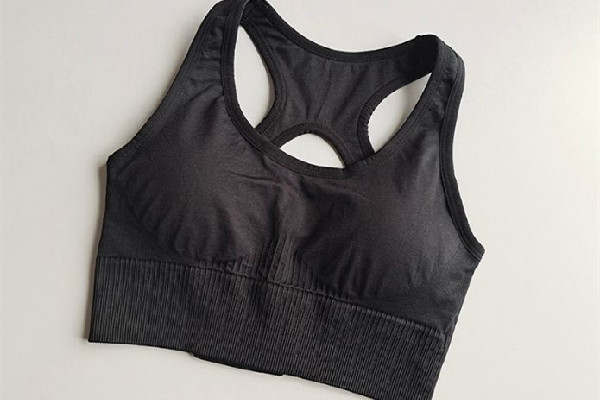 運動內(nèi)衣有壓迫感正常嗎 運動內(nèi)衣有束胸效果嗎