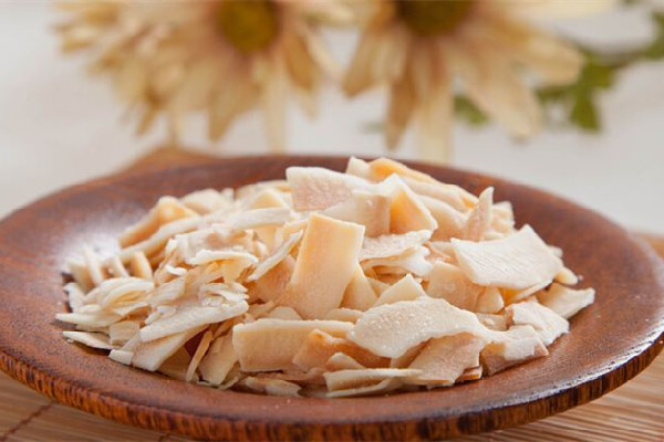 椰子片是健康零食嗎 椰子片是椰子肉做的嗎 椰子片是健康零食嗎 椰子片是椰子肉做的嗎