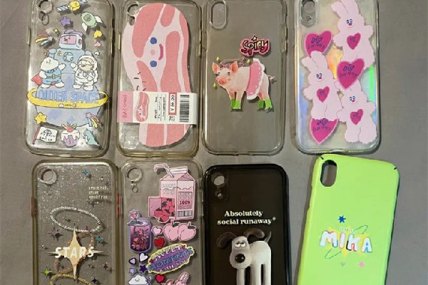 手機(jī)殼是全包的好還是半包的好 手機(jī)殼買(mǎi)什么樣的好