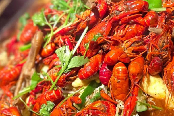 小龍蝦的季節(jié)是幾月份到幾月份 小龍蝦是什么季節(jié)吃的 小龍蝦的季節(jié)是幾月份到幾月份 小龍蝦是什么季節(jié)吃的