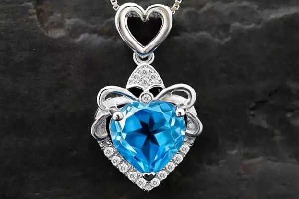 托帕石要怎么保養(yǎng) 托帕石可以用酒精擦拭嗎 托帕石要怎么保養(yǎng) 托帕石可以用酒精擦拭嗎