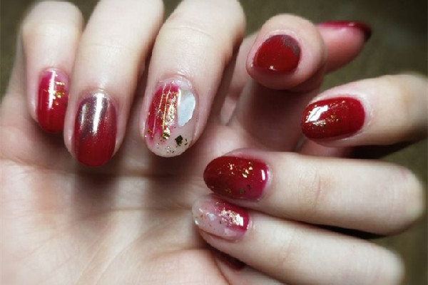 紅色美甲會(huì)不會(huì)不吉利 紅色美甲會(huì)不會(huì)顯老氣 紅色美甲會(huì)不會(huì)不吉利 紅色美甲會(huì)不會(huì)顯老氣