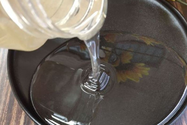 槐花蜜結(jié)晶了怎么辦 槐花蜜結(jié)晶了是不是假的 槐花蜜結(jié)晶了怎么辦 槐花蜜結(jié)晶了是不是假的