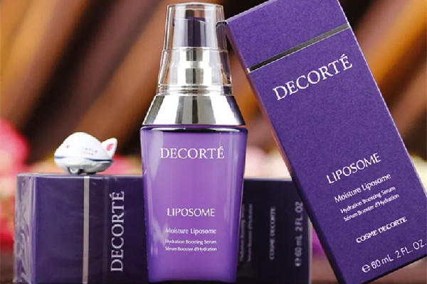 肌底液適合白天還是晚上 肌底液什么時候擦最好 肌底液適合白天還是晚上 肌底液什么時候擦最好