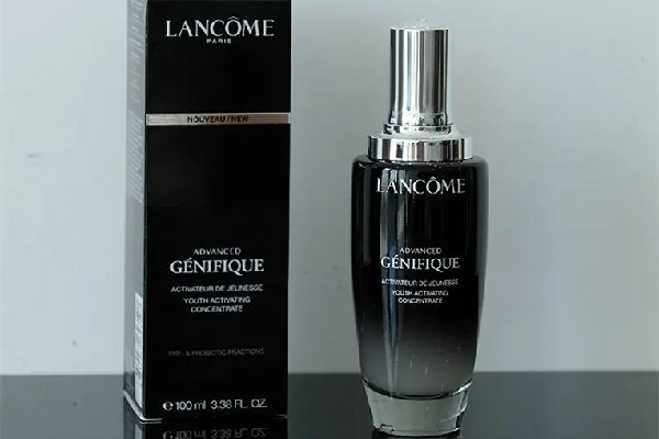 肌底液為什么用的臉上很粘 肌底液為什么會(huì)搓泥 肌底液為什么用的臉上很粘 肌底液為什么會(huì)搓泥