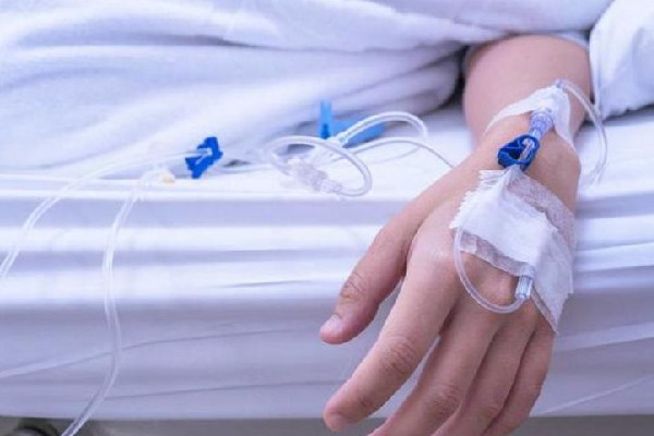 男子在診所輸液后死亡街道回應(yīng) 輸液對身體危害大嗎 男子在診所輸液后死亡街道回應(yīng) 輸液對身體危害大嗎