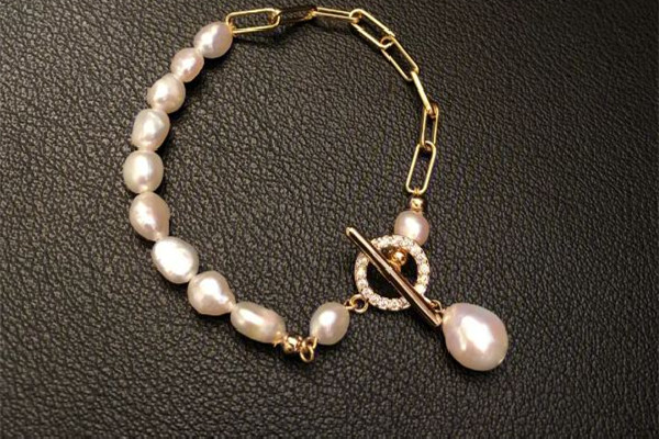 珍珠首飾會不會變色 珍珠首飾會氧化嗎 珍珠首飾會不會變色 珍珠首飾會氧化嗎