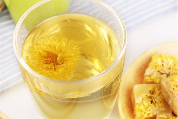 菊花茶喝起來為什么是苦的 菊花茶喝起來什么味道 菊花茶喝起來為什么是苦的 菊花茶喝起來什么味道