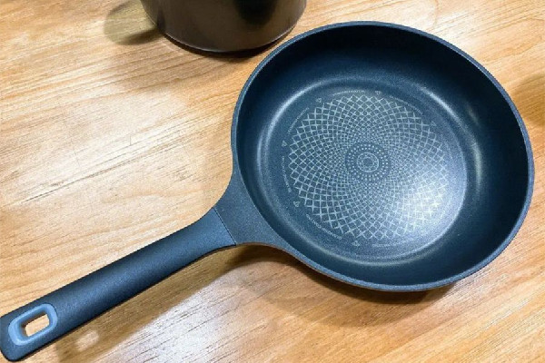 平底鍋哪個(gè)牌子好用還不粘鍋 平底鍋品牌排行榜前十名 平底鍋哪個(gè)牌子好用還不粘鍋 平底鍋品牌排行榜前十名