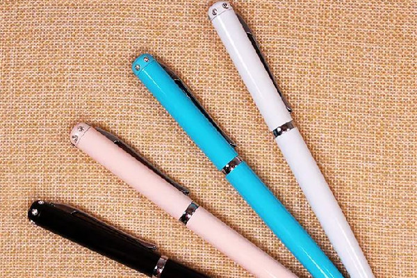 鋼筆會(huì)越用越順滑嗎 鋼筆買回來直接用嗎