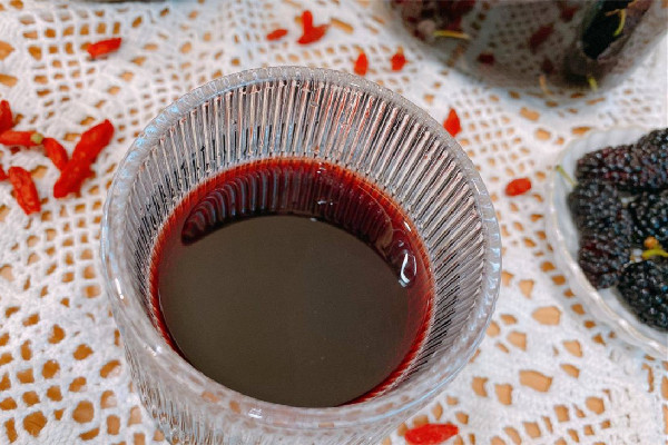 桑葚酒可以保存幾年 桑葚酒放了三年還能喝嗎 桑葚酒可以保存幾年 桑葚酒放了三年還能喝嗎