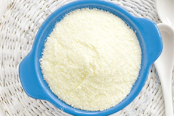 成人奶粉喝了會(huì)上火嗎 成人奶粉一次吃多少合適 成人奶粉喝了會(huì)上火嗎 成人奶粉一次吃多少合適